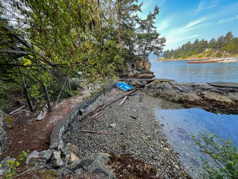 Exposure of project site near Eagle Harbour to Strait of Georgia